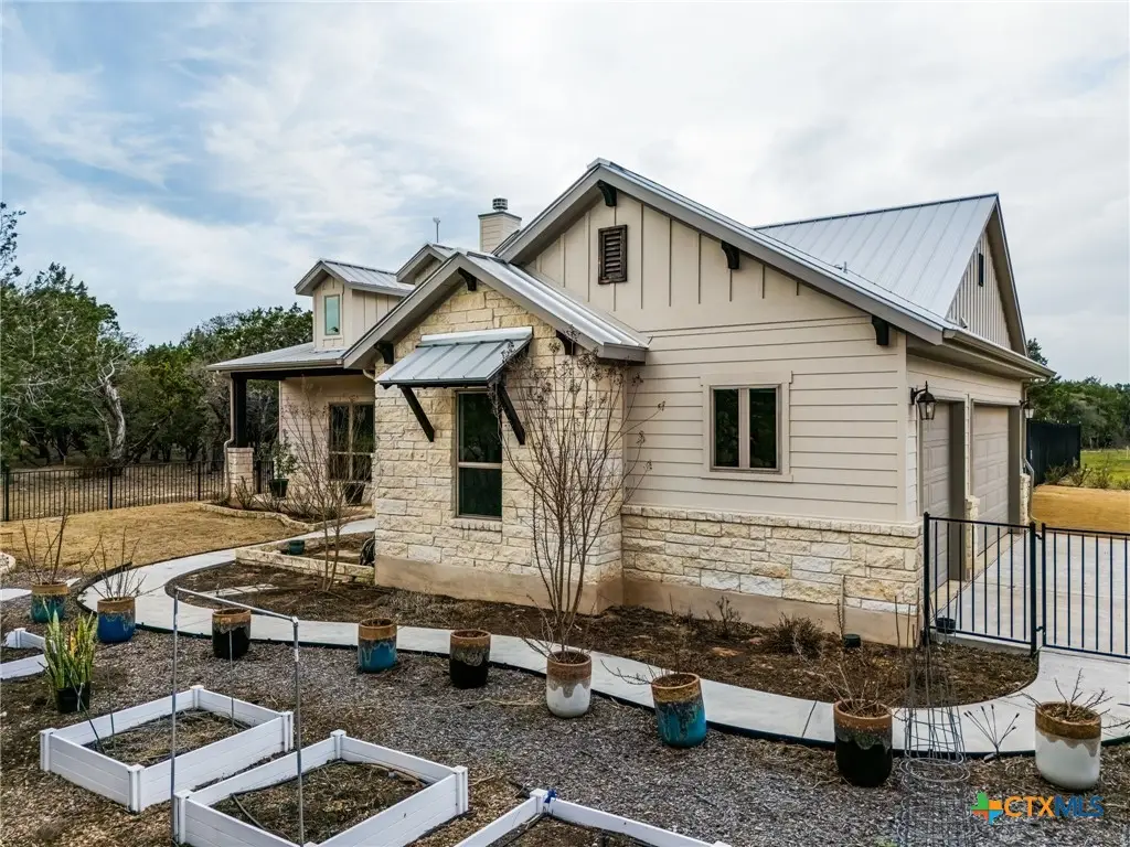 2140 Carpenter Loop, Burnet, TX 78611 - #1