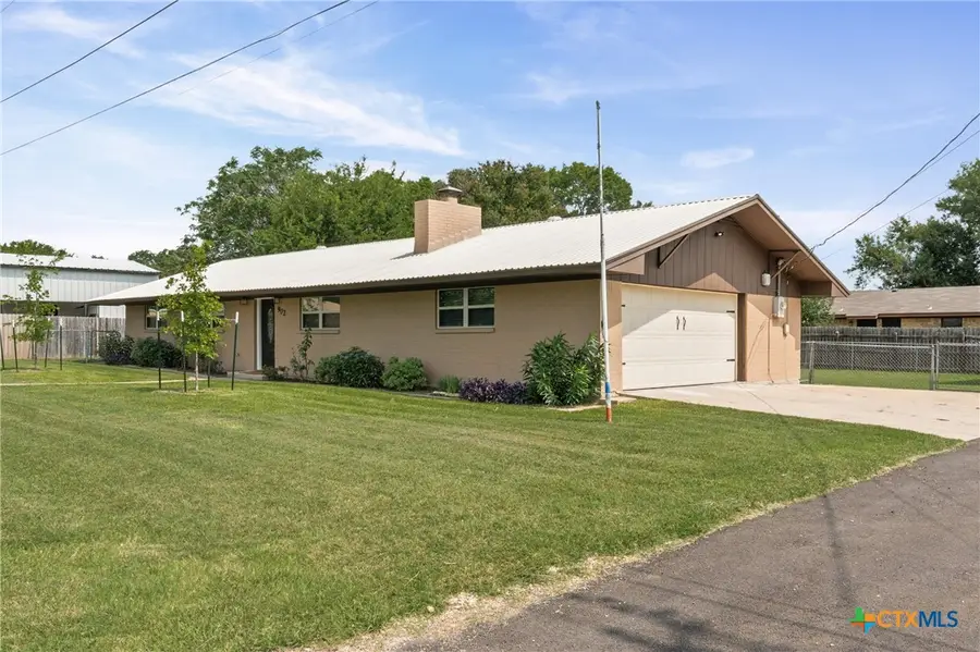 902 E Pam Street, Little River Academy, TX 76554 - #3
