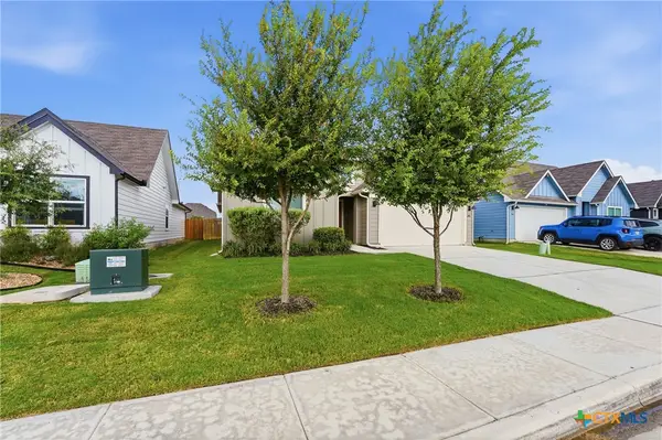 208 Ida Loop, Seguin, TX 78155