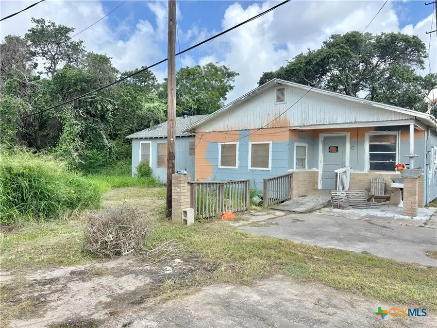 209 N 7th Street, Port Oconnor, TX 77982 - #3