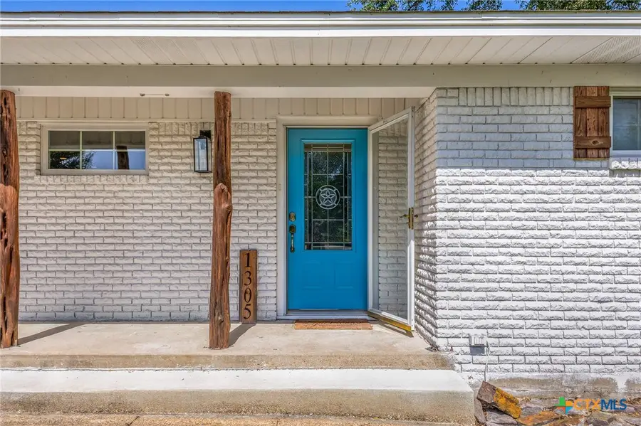 1305 S Old Temple Road, Lorena, TX 76655 - #3