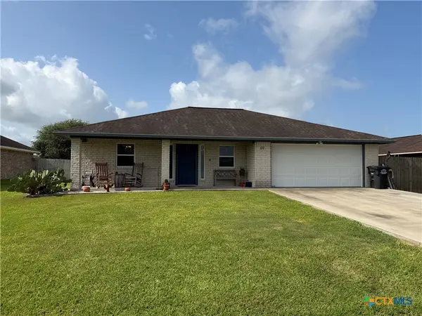 69 E Grouse Road, Victoria, TX 77905
