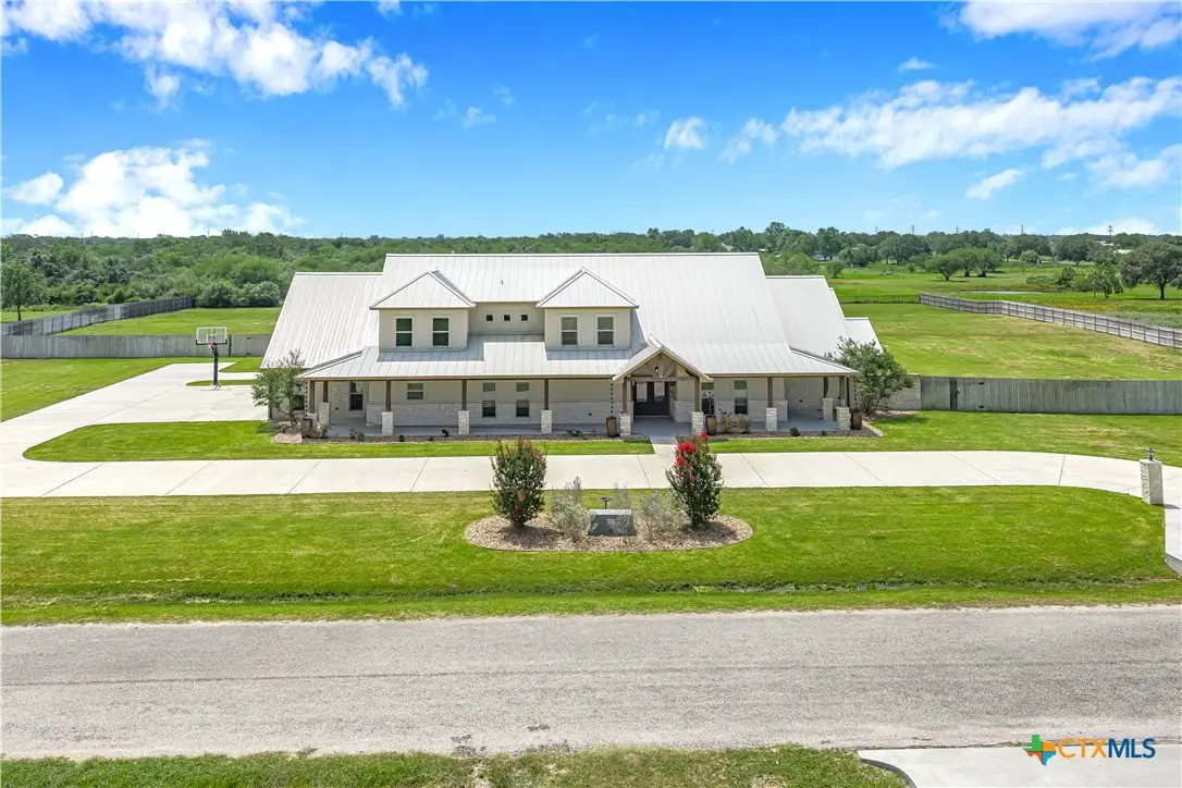 158 Sendera Loop, Victoria, TX 77904 - #1