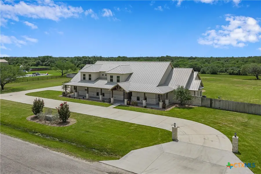 158 Sendera Loop, Victoria, TX 77904 - #3