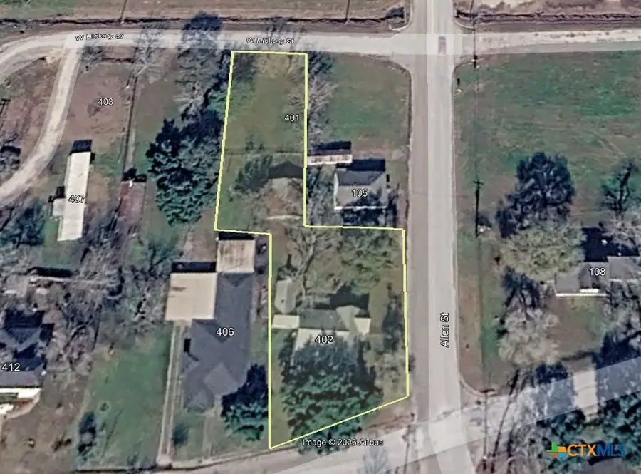 402 Young Street, Edna, TX 77957 - #2