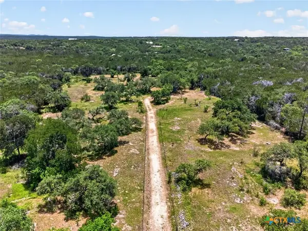 1401 Valley View Road, Wimberley, TX 78676