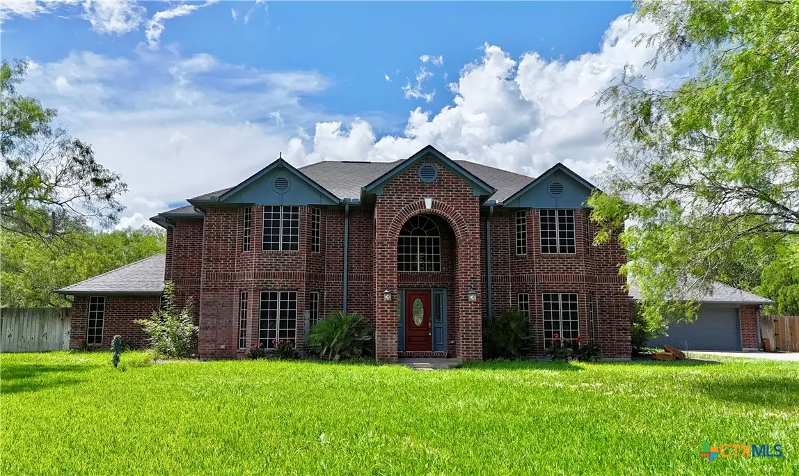 308 Kingwood Forest, Victoria, TX 77904 - #1