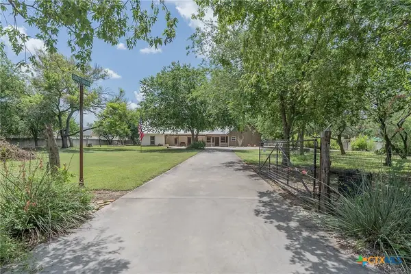 1690 Waterway Lane, New Braunfels, TX 78130