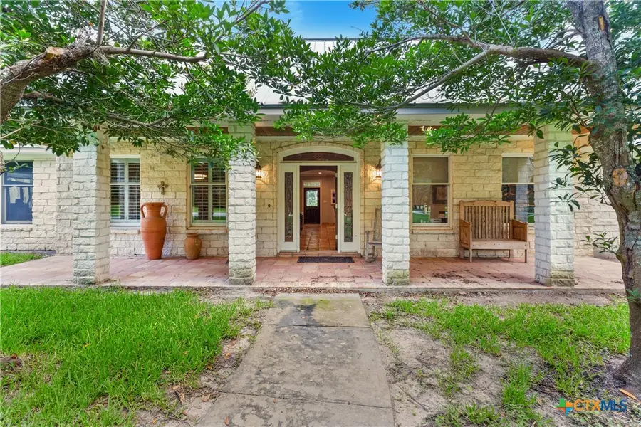 801 Treasure Oaks Road, Inez, TX 77968 - #2