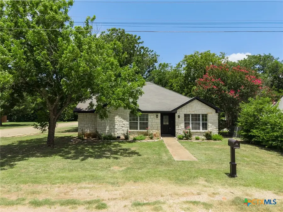600 Garfield Street, McGregor, TX 76657 - #2