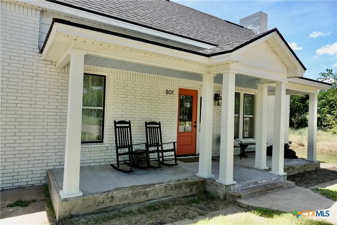 801 Reynolds, Goldthwaite, TX 76844 - #1
