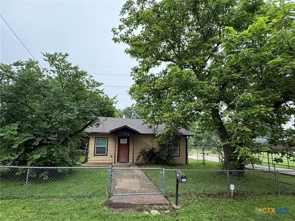 1302 E Avenue F, Temple, TX 76501
