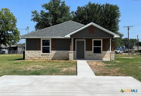 709 W Evans, Hearne, TX 77859