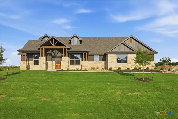 11109 Golden Eagle Avenue, Salado, TX 76571