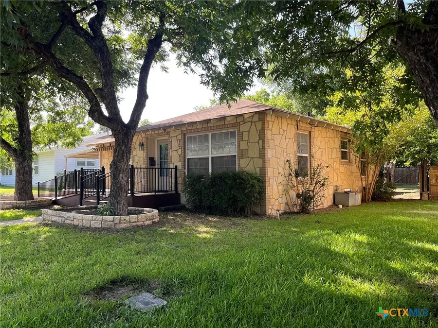 104 W Storey Street, San Saba, TX 76877 - #2