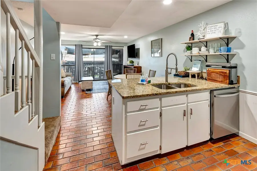 462 N 15th Street Unit #2 Cove, Port Oconnor, TX 77982 - #3