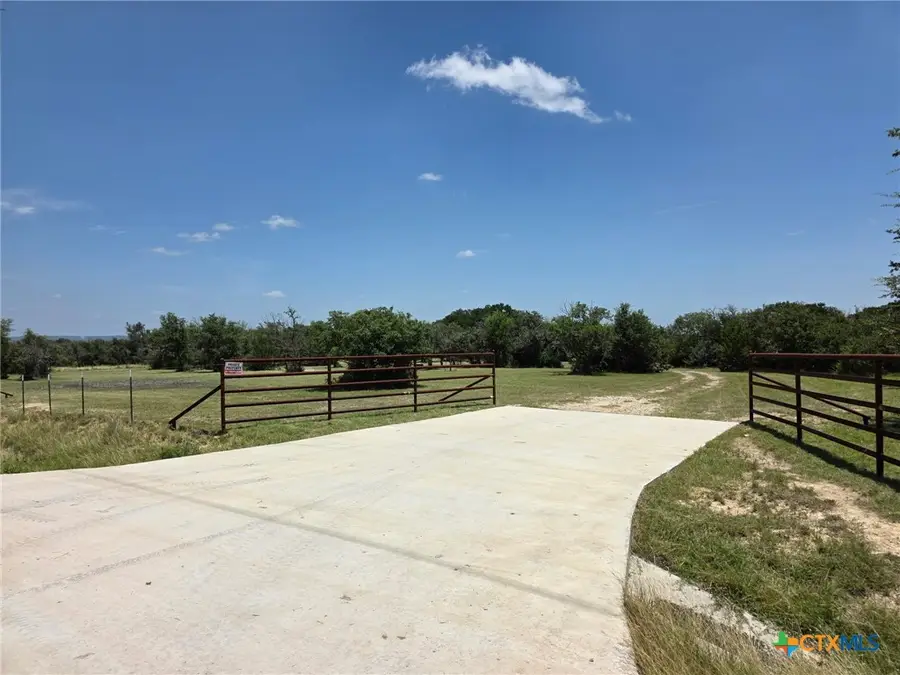 237 Oak Glen Lane, Briggs, TX 78608 - #2