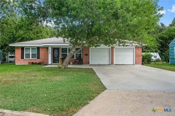 115 Burnet Street, Port Lavaca, TX 77979