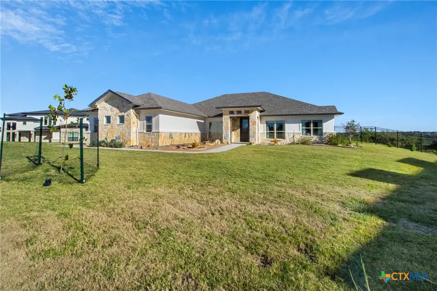 2708 Sun Point Circle, Copperas Cove, TX 76522 - #2