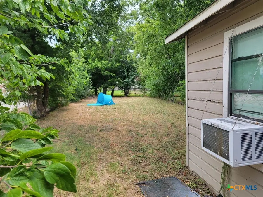 203 Veterans Avenue, Copperas Cove, TX 76522 - #2