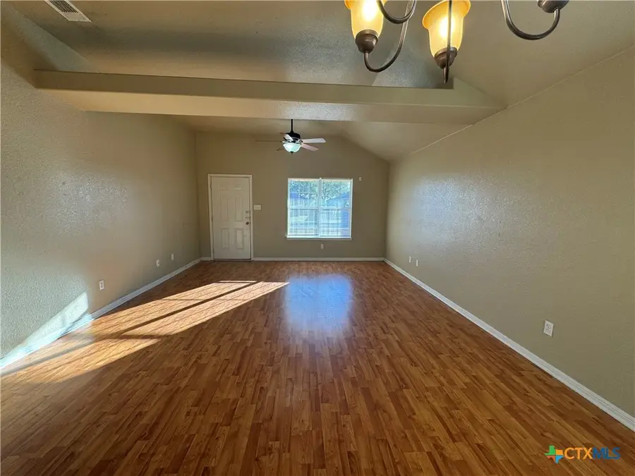 3003 Baldwin Loop, Killeen, TX 76549 - #3