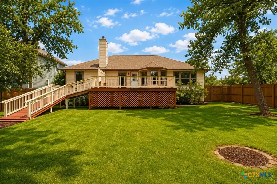 220 Ulupau Circle, Bastrop, TX 78602 - #3