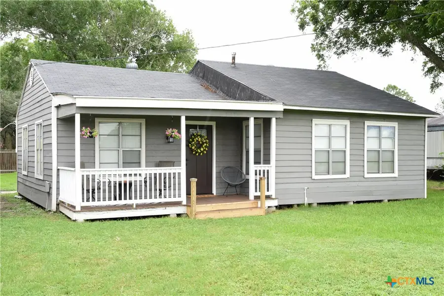 358 N Herbert Street, Bloomington, TX 77951 - #2