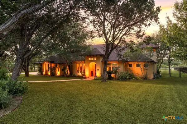 8803 Tuscan Hills Drive, San Antonio, TX 78266