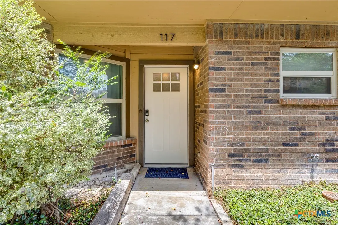 5608 Cougar Drive #117, Austin, TX 78745 - #1
