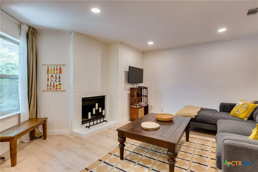 5608 Cougar Drive #117, Austin, TX 78745 - #3