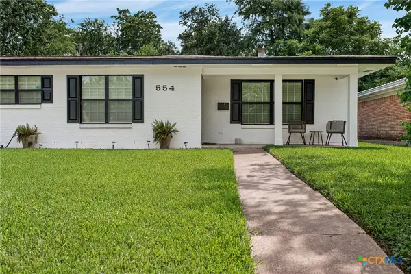 554 Brookhollow Drive, Port Lavaca, TX 77979