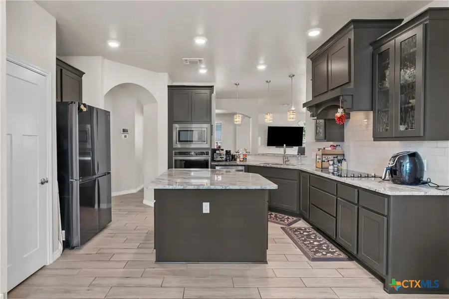 1527 Mountain Crest Cove, Salado, TX 76571 - #3