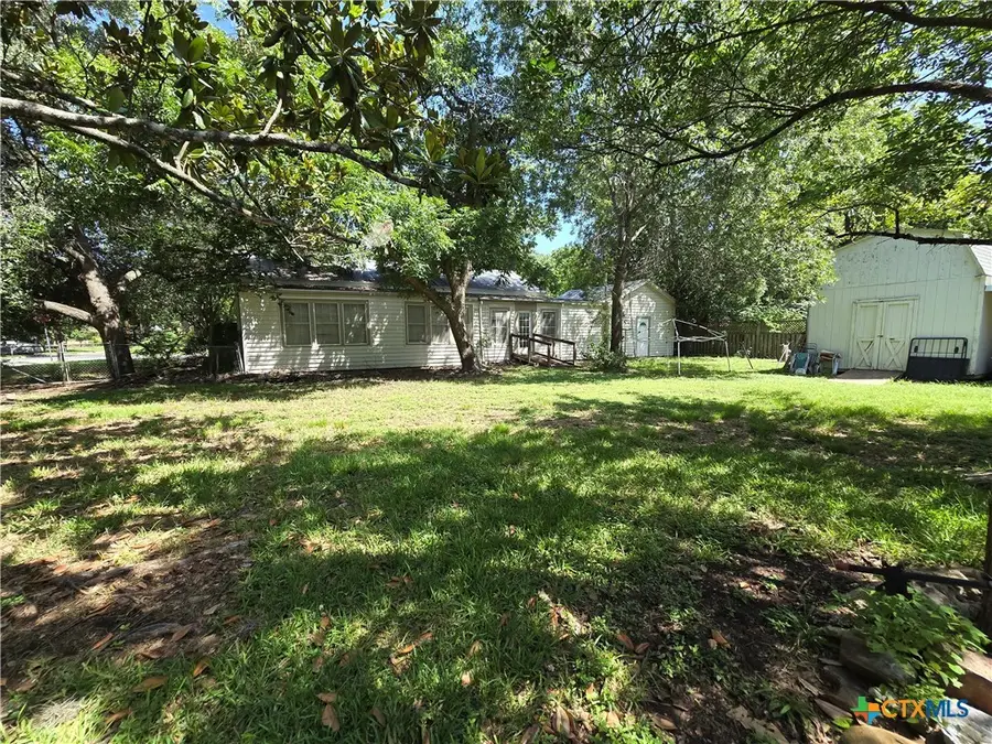 695 W Klingemann Street, New Braunfels, TX 78130 - #2