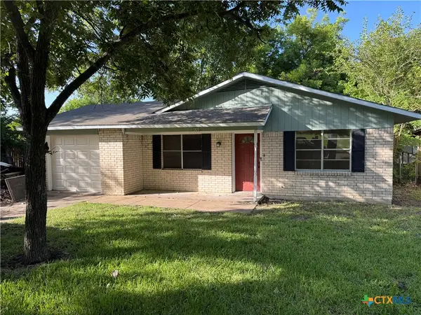 909 W Munroe Avenue, Temple, TX 76501