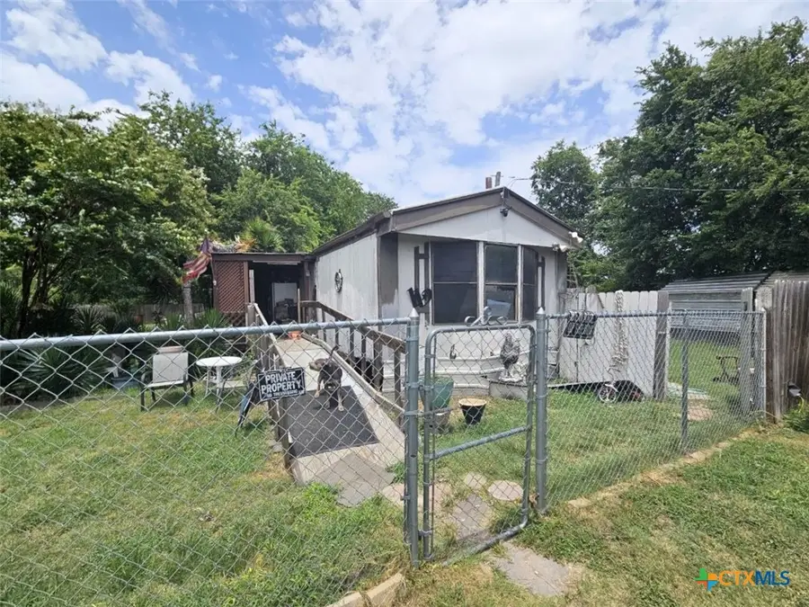 424 Christopher Drive #B, Eddy, TX 76524 - #2