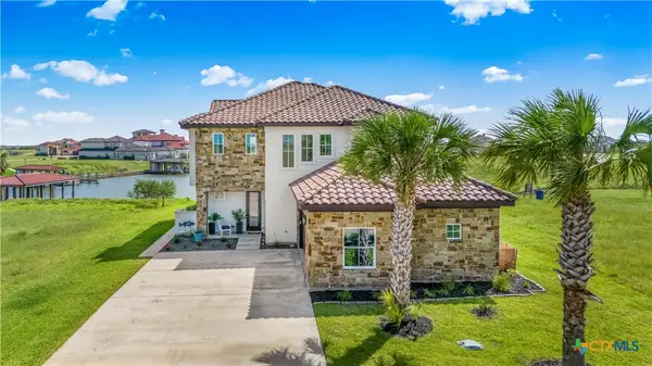 597 W Lago Loop Road, Port O'Connor, TX 77979