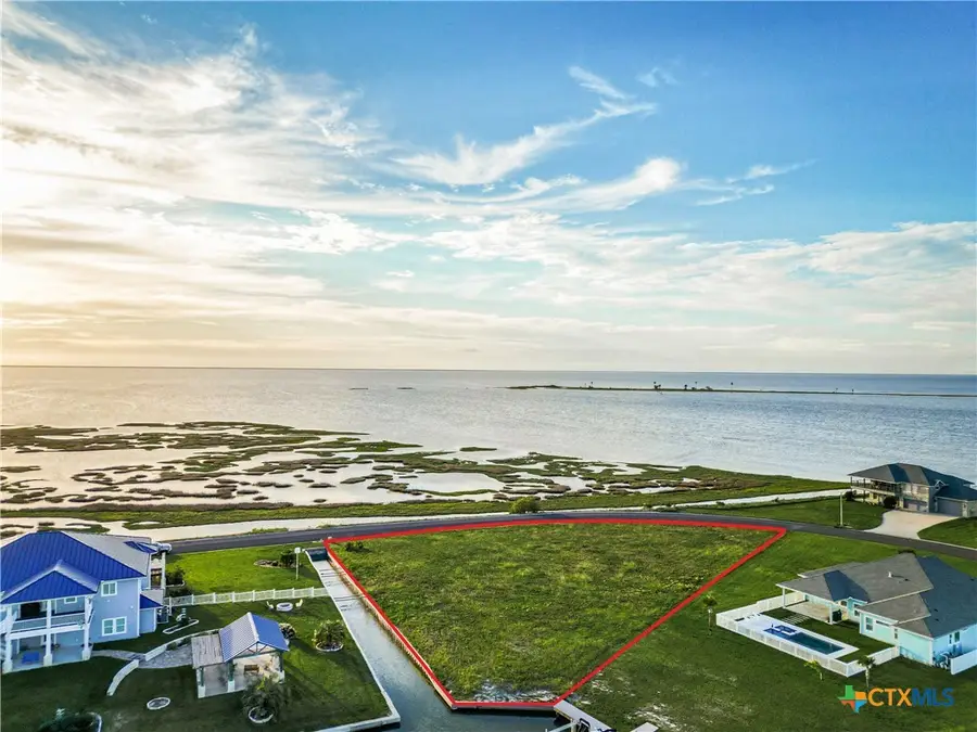 20 Northpointe Dr, Rockport, TX 78382 - #2