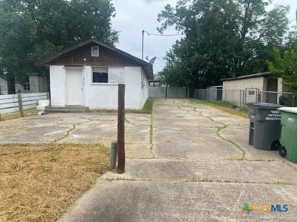 2516 Ozark Street, Victoria, TX 77901