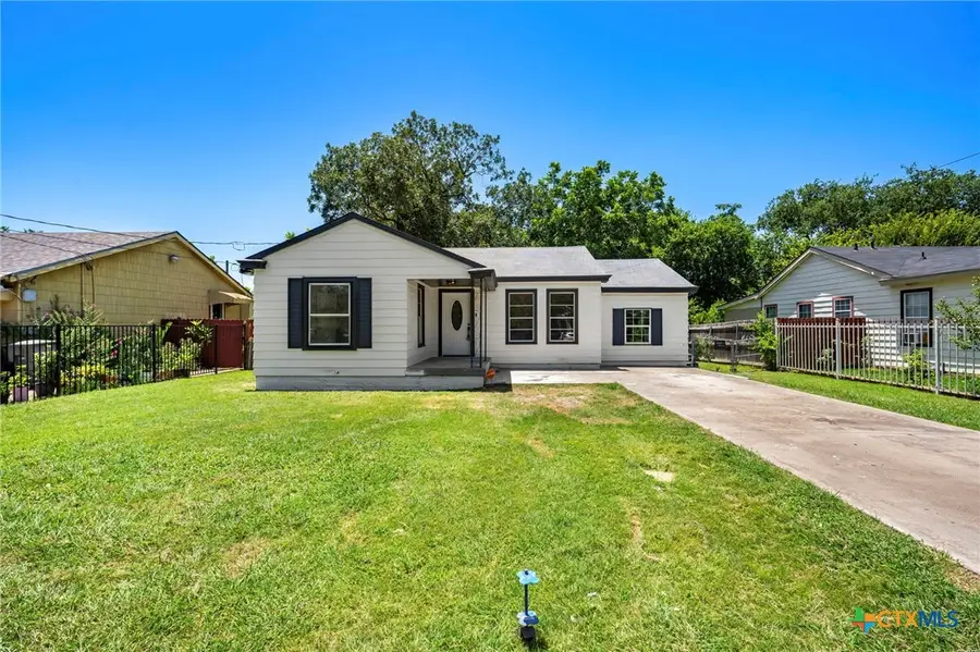 902 W Green Avenue, Killeen, TX 76541 - #2