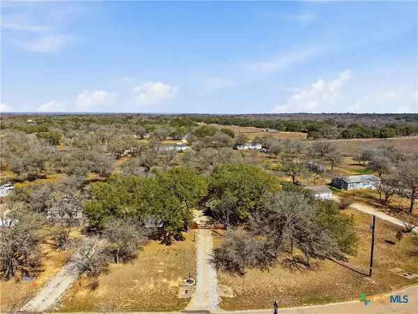 285 Brianna Court, Von Ormy, TX 78073