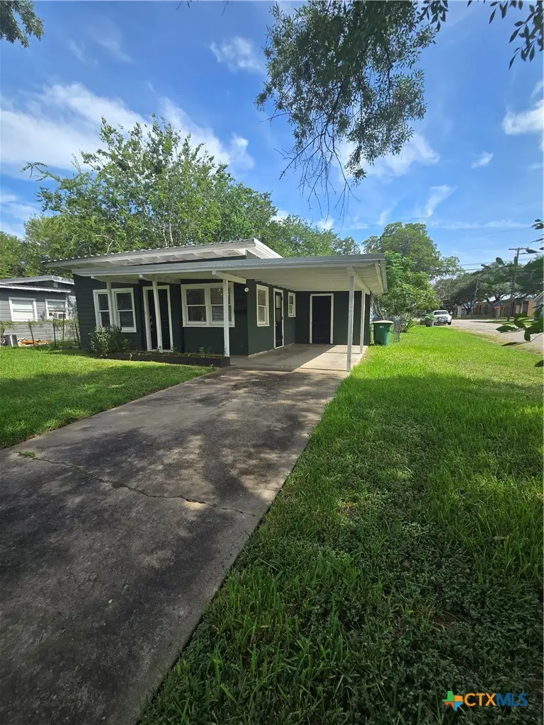 1501 E Rosebud Avenue, Victoria, TX 77901 - #1