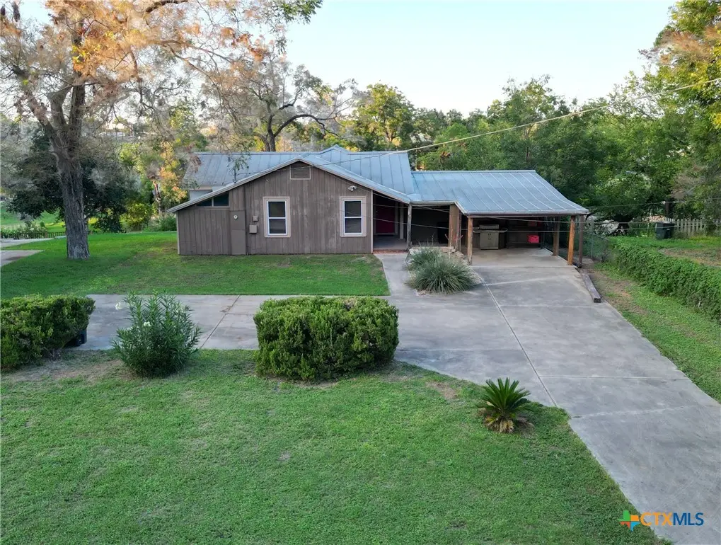 1695 Kuehler Avenue, New Braunfels, TX 78130 - #1