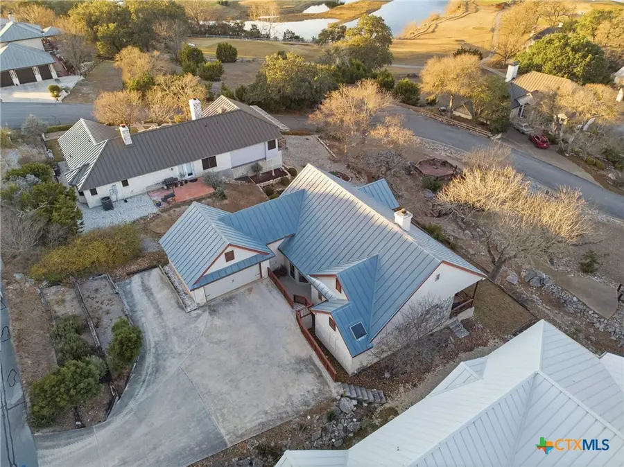 204 Tapatio Dr. W., Boerne, TX 78006 - #2
