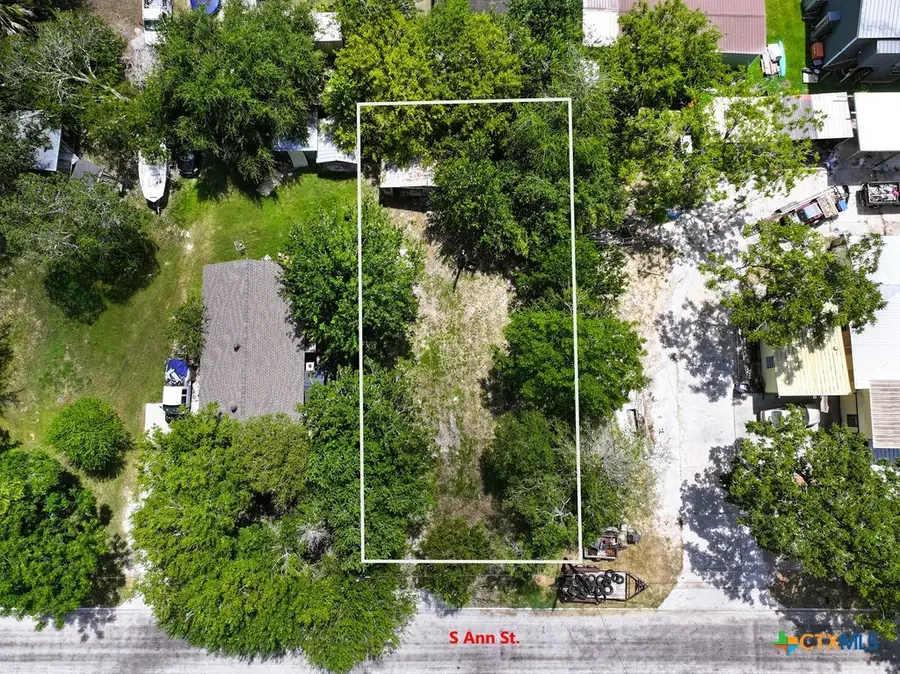 509 S Ann Street, Port Lavaca, TX 77979 - #2