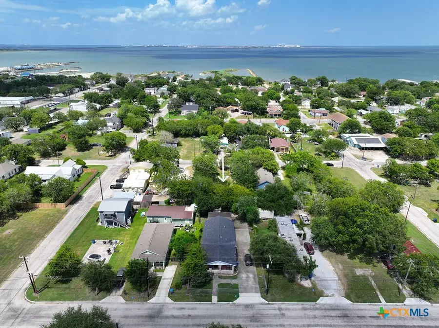 509 S Ann Street, Port Lavaca, TX 77979 - #3
