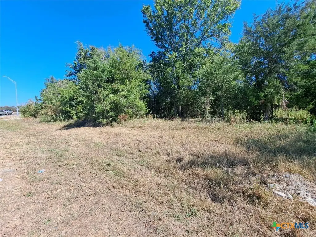 6077 Us-77 Highway, Rockdale, TX 76567 - #1