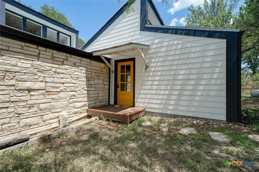 150 Lakeview Drive, Del Valle, TX 78617 - #2