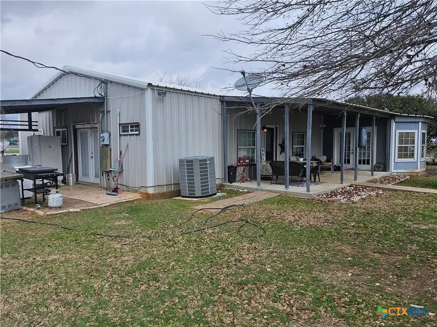 616 Rockdale Street, Lexington, TX 78947 - #2
