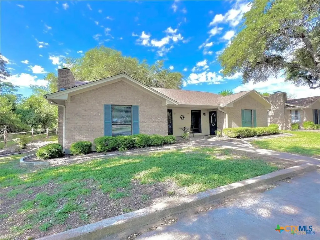 725 Royal Street #725 & 727, Salado, TX 76571 - #1