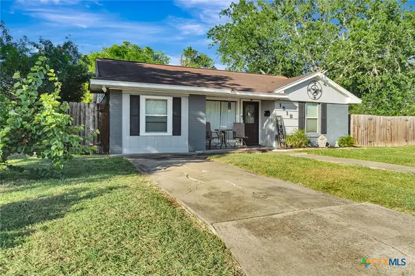 1518 Bonham Dr., Victoria, TX 77901